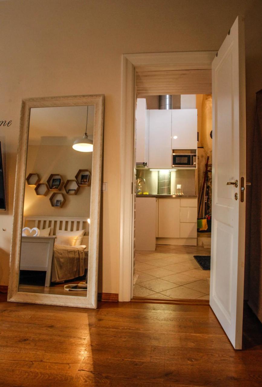 Dream Stay - Cosy Old Town Studio Near Main Square Tallinn Ngoại thất bức ảnh